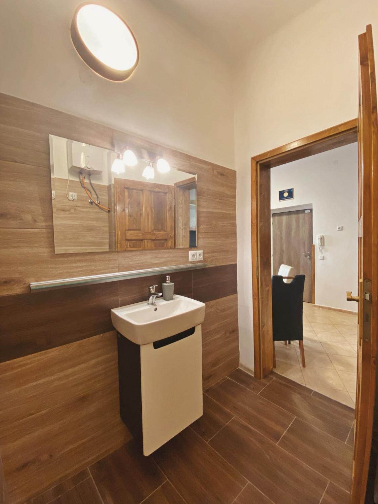 Apartman Sirius B Ceske Budejovice Bagian luar foto